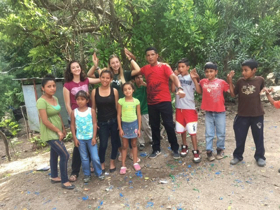 Senior Ally Payne and her host family in Nicaragua. 