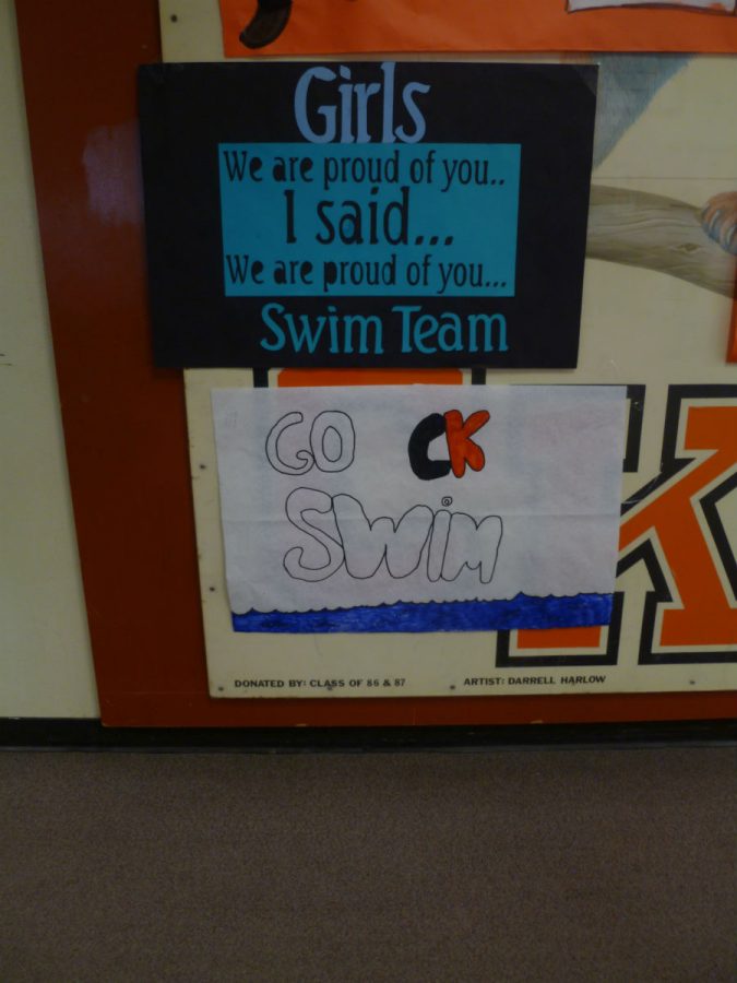 The+girls+swim+team+gets+motivation+from+fellow+students.