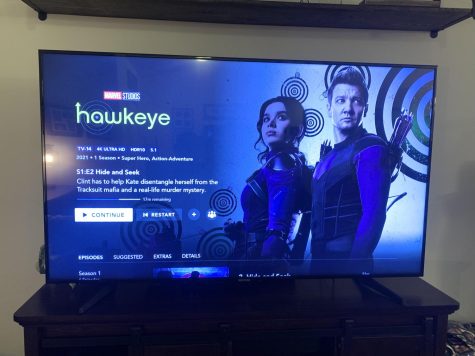 Hawkeye selection screen on Disney Plus featuring Jeremy Renner and Hailee Steinfeld.