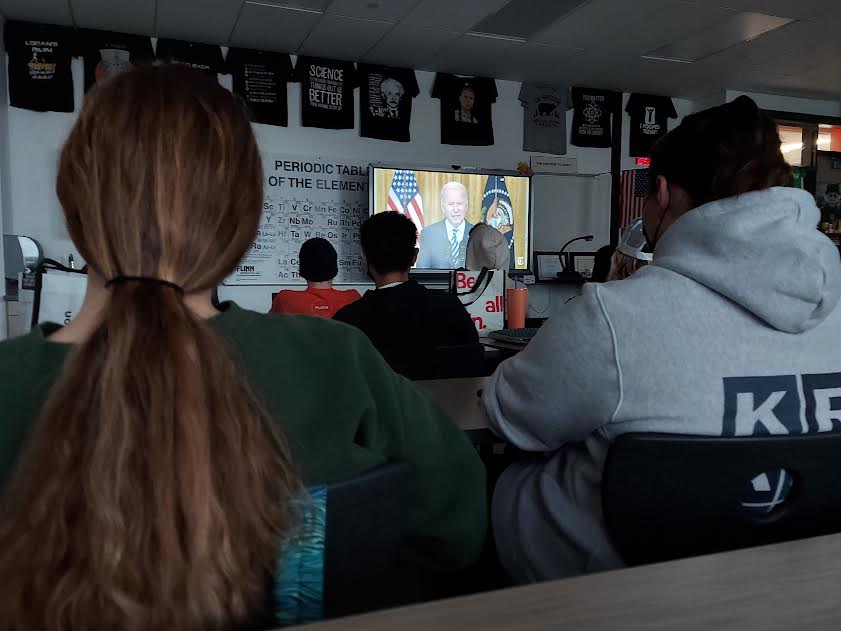 Students in teacher Bill Wilsons 4th period class watch as President Biden gives a live briefing on the Russo-Ukrainian War. (Taken February 25, 2022)