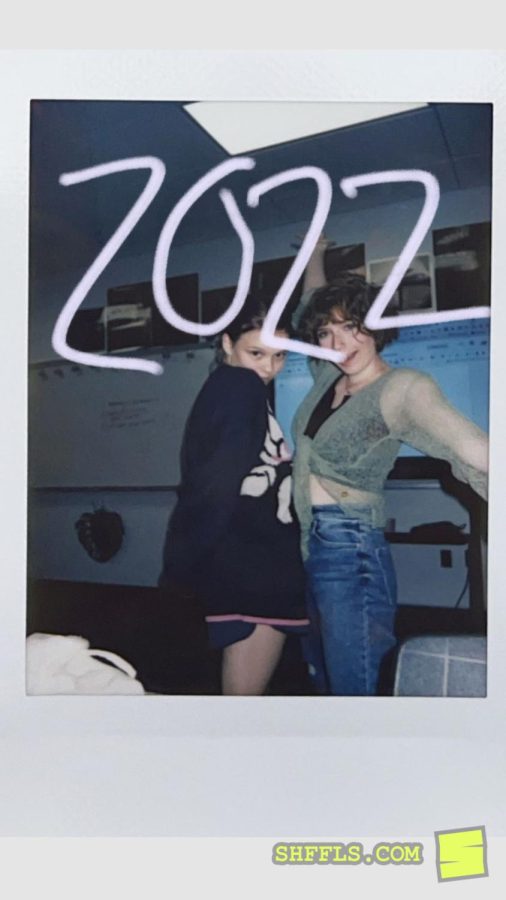 To start off the 2022-2023 school year, a polaroid 1989 style with my favorite  Swiftie and fellow Cougar Chronicle reporter.  