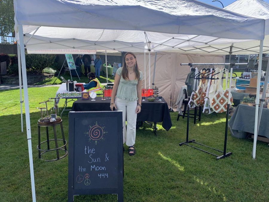Emma+Lundblad+at+her+booth+at+the+Kingston+Farmers+Market.+