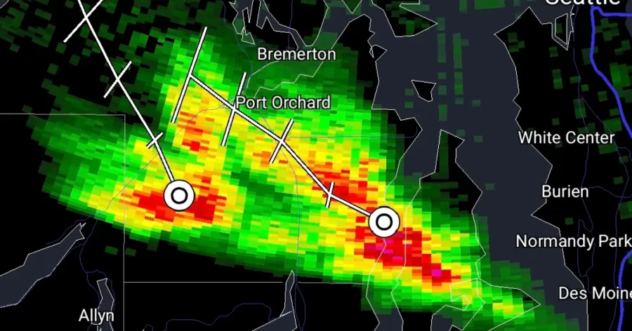 Radar capture of the thunderstorm that barreled its way through the Puget Sound, as it was over South Kitsap. The thunderstorm initially developed near Federal Way as a small cell causing localized downpours but quickly intensified into a strong thunderstorm as it neared Bainbridge Island. (Screenshot taken via Radarscope)